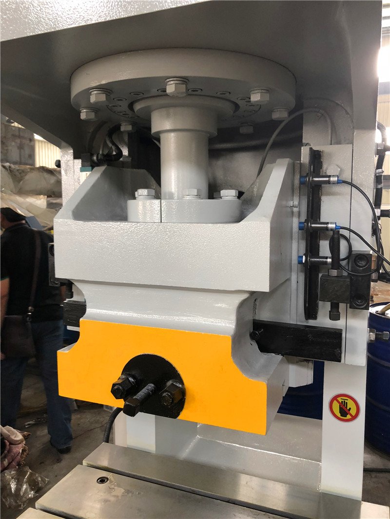 Punching Machine - Image 13