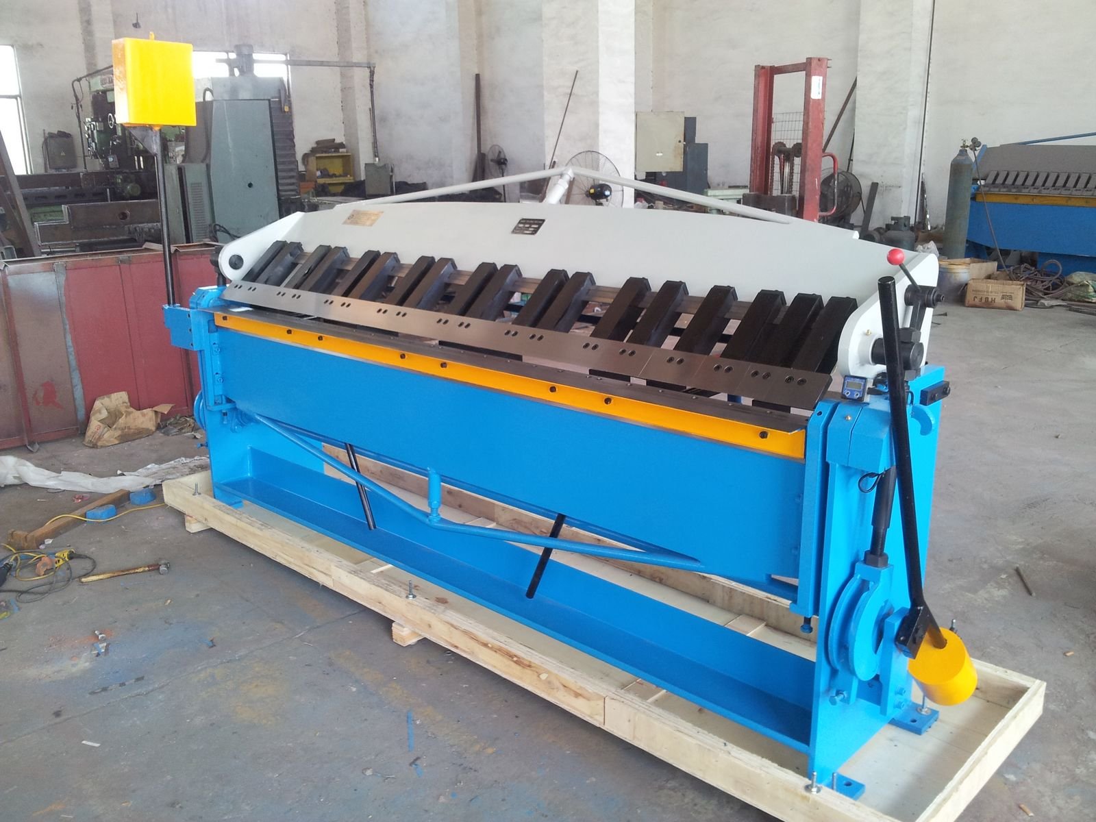 HYDRAULIC FOLDING